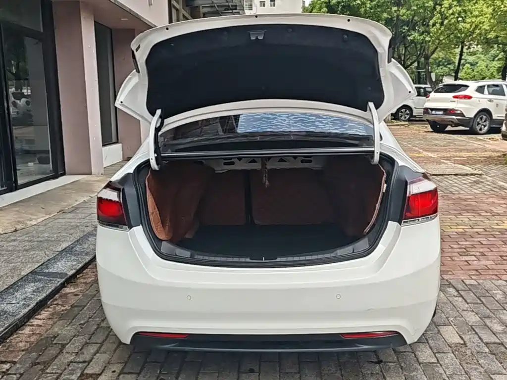 Chevrolet Cruze 2015 — фото 19