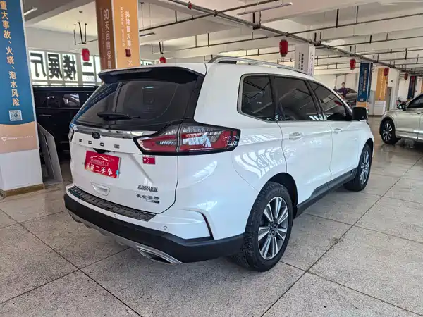 Ford Edge 2021