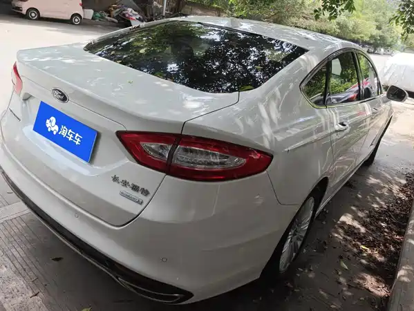 Ford Mondeo 2015
