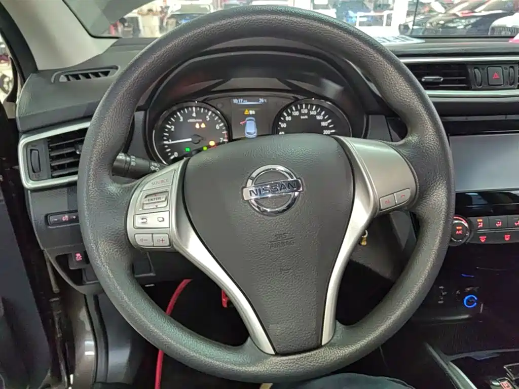 Nissan Qashqai 2018 — фото 11