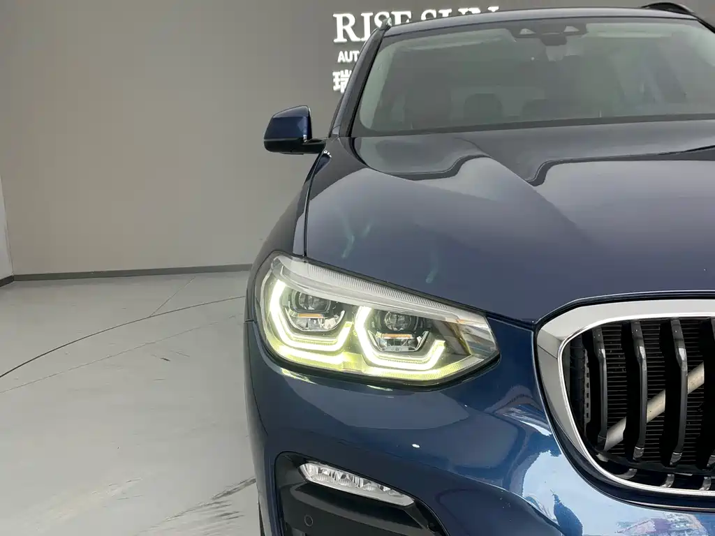 BMW X3 2018 — фото 17