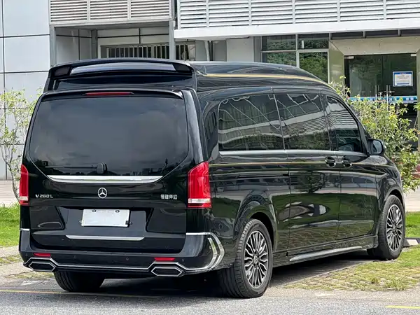 Mercedes-Benz V-Class 2023