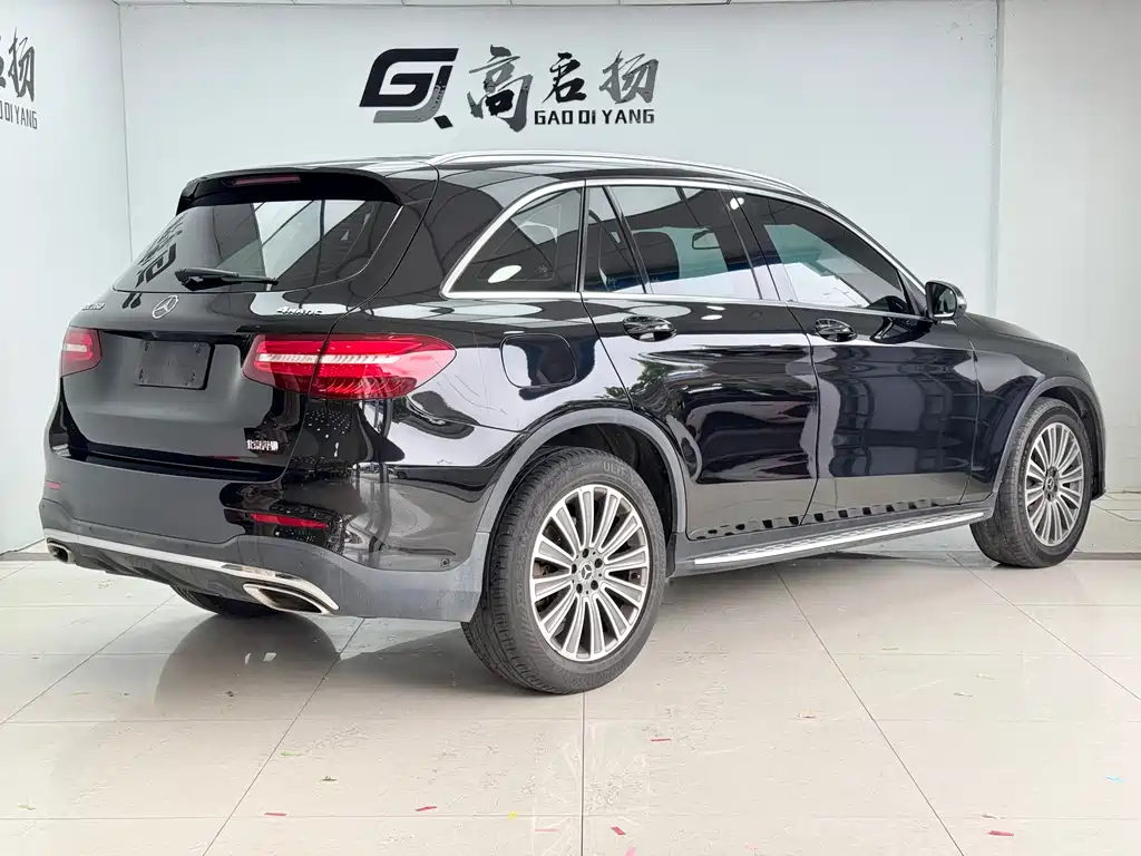 Mercedes-Benz GLC 2017 — фото 25