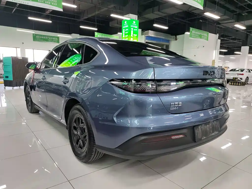 BYD Seal 05 DM-i 2025 — фото 7