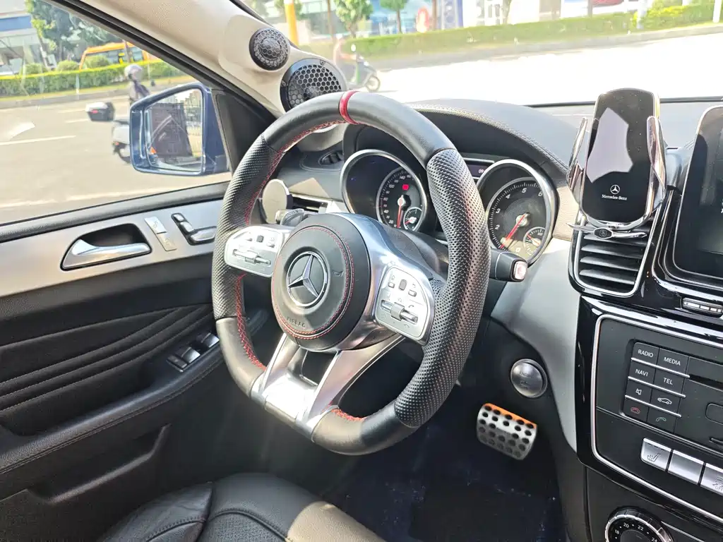 Mercedes-Benz GLE Coupe 2017 — фото 10