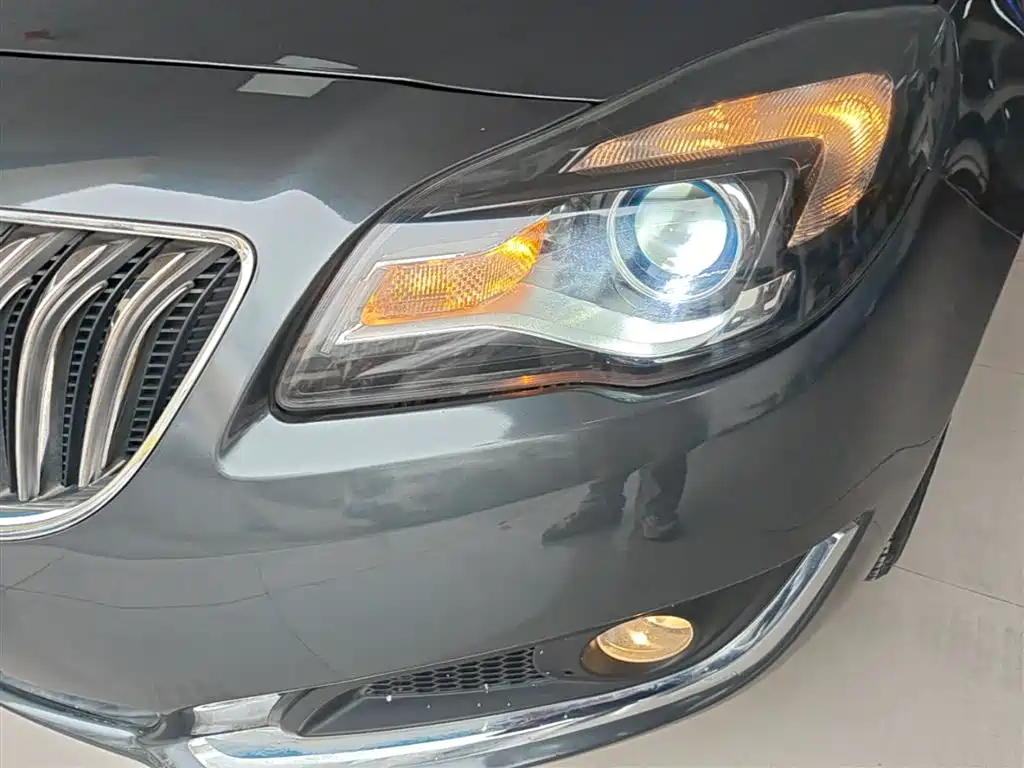Buick Regal 2016 — фото 24
