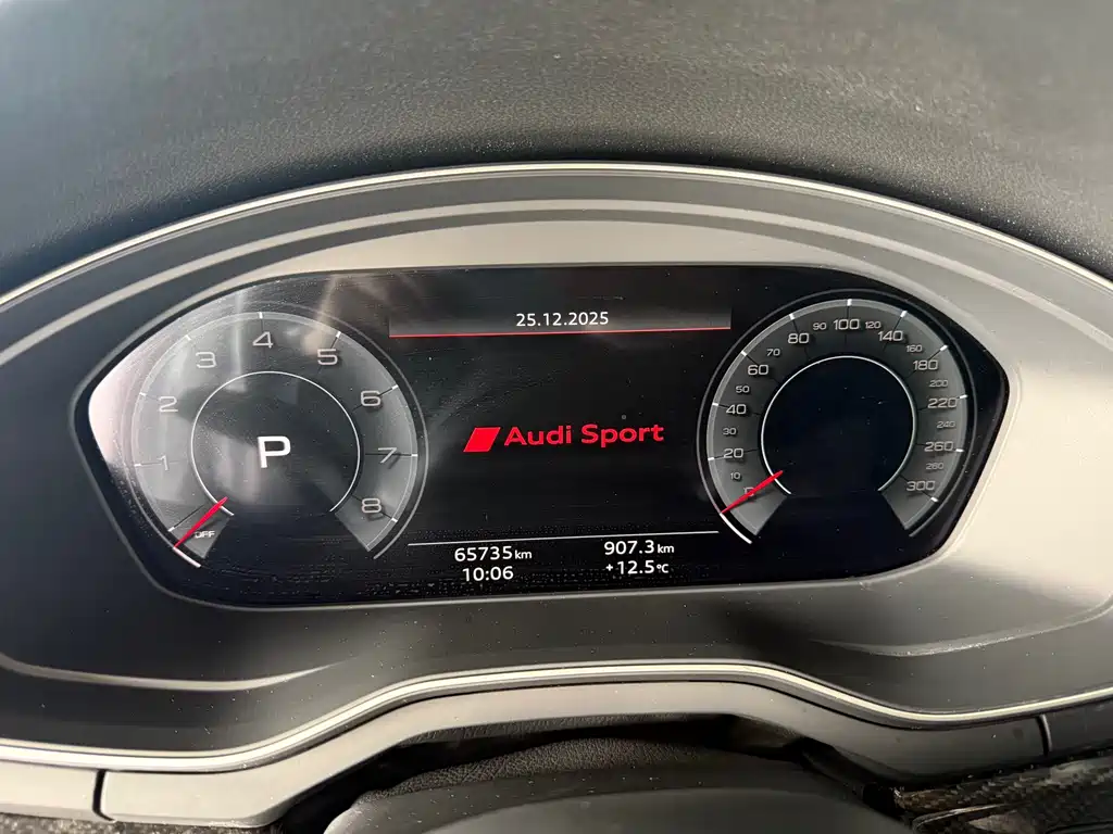 Audi A4L 2021 — фото 9