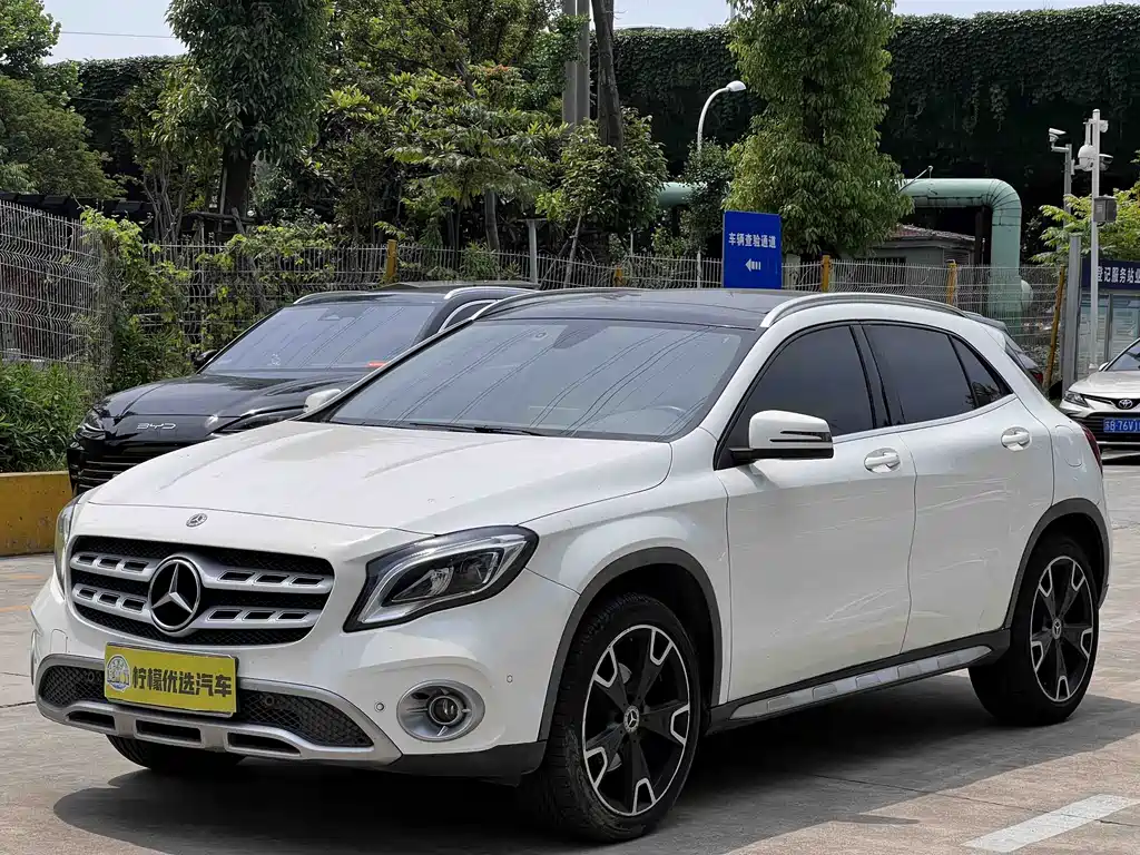 Mercedes-Benz GLA 2017 — фото 2