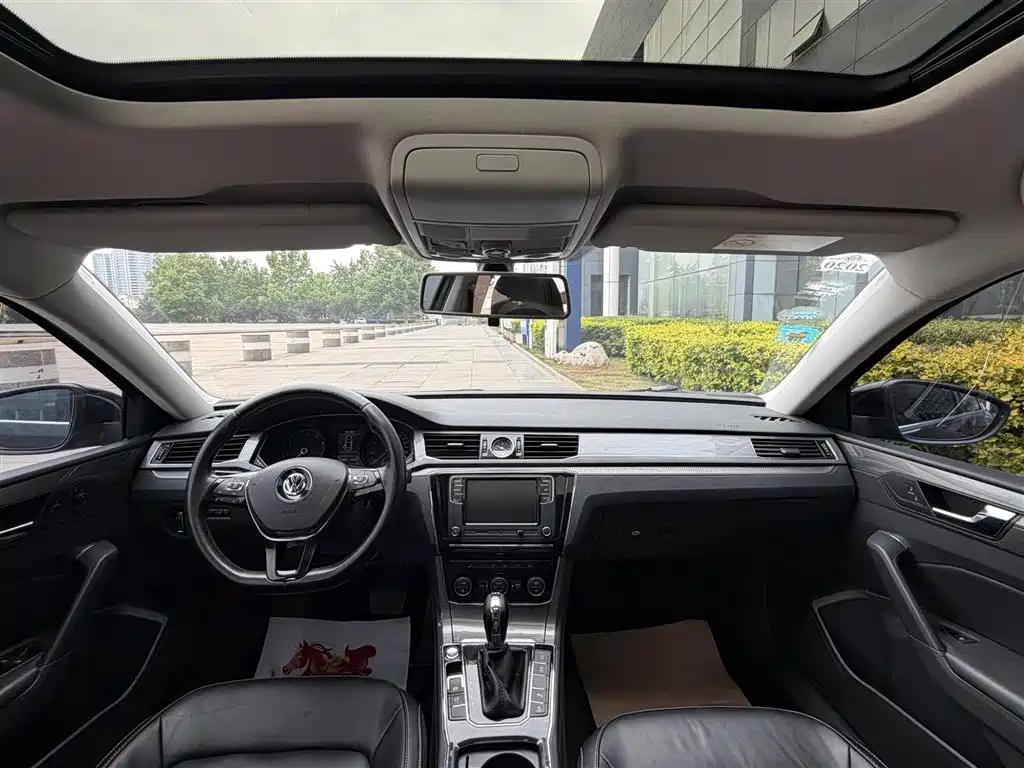 Volkswagen Passat 2018 — фото 9