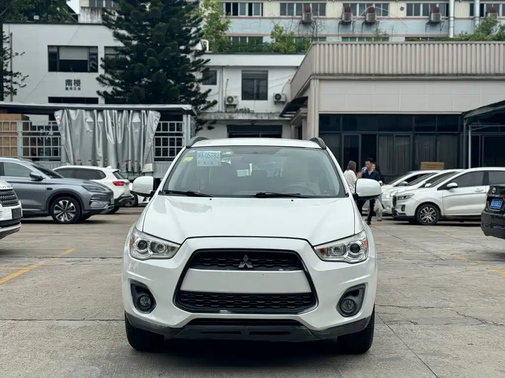 Mitsubishi ASX 2015 — фото 2