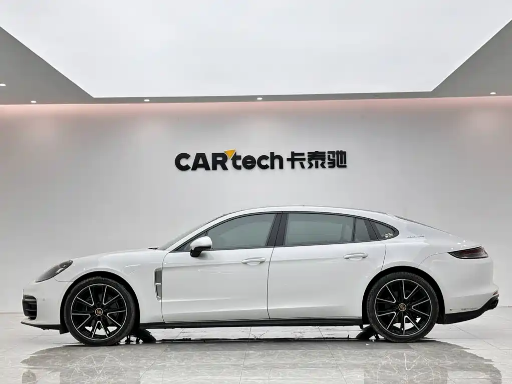 Porsche Panamera 2021 — фото 2