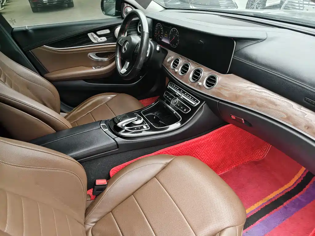Mercedes-Benz E-Class 2017 — фото 14