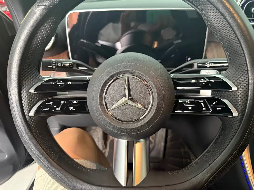Mercedes-Benz GLC 2025 — фото 17