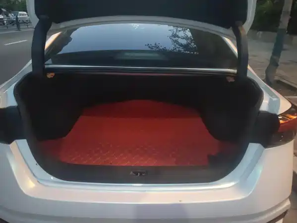 Nissan Teana 2023