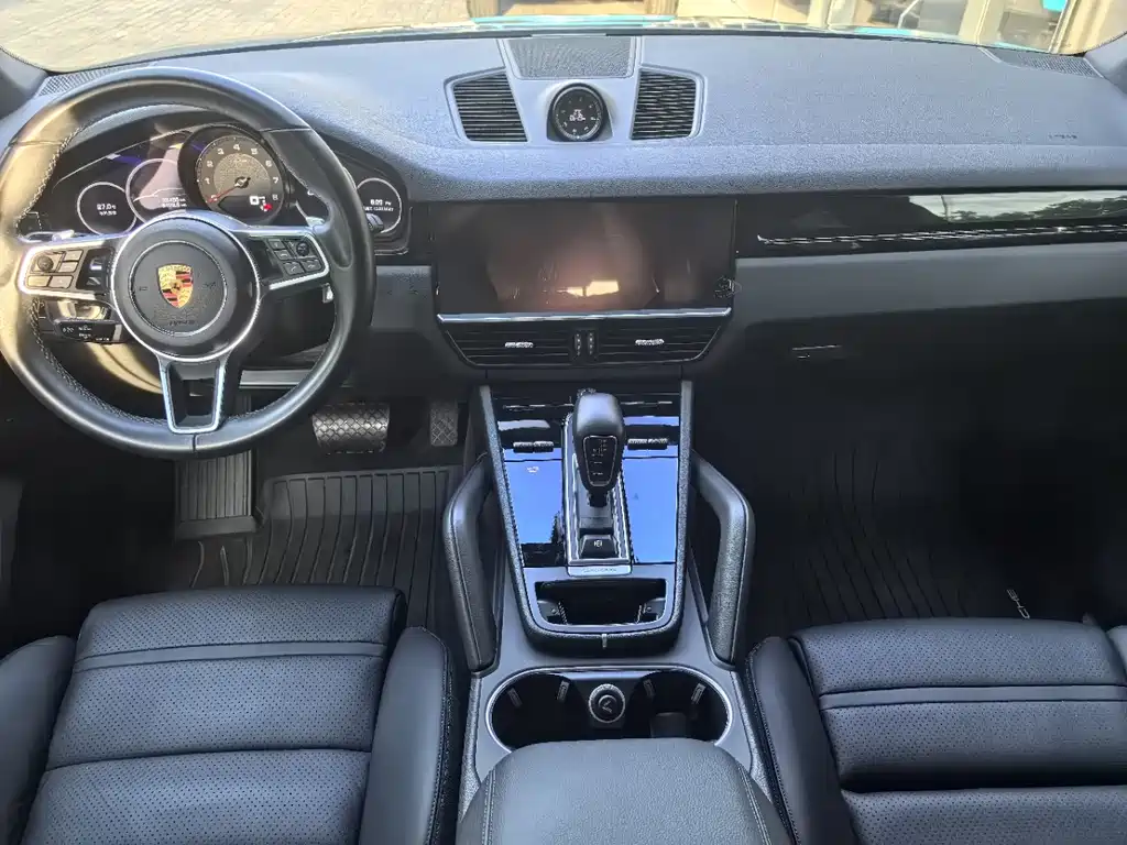 Porsche Cayenne 2021 — фото 13