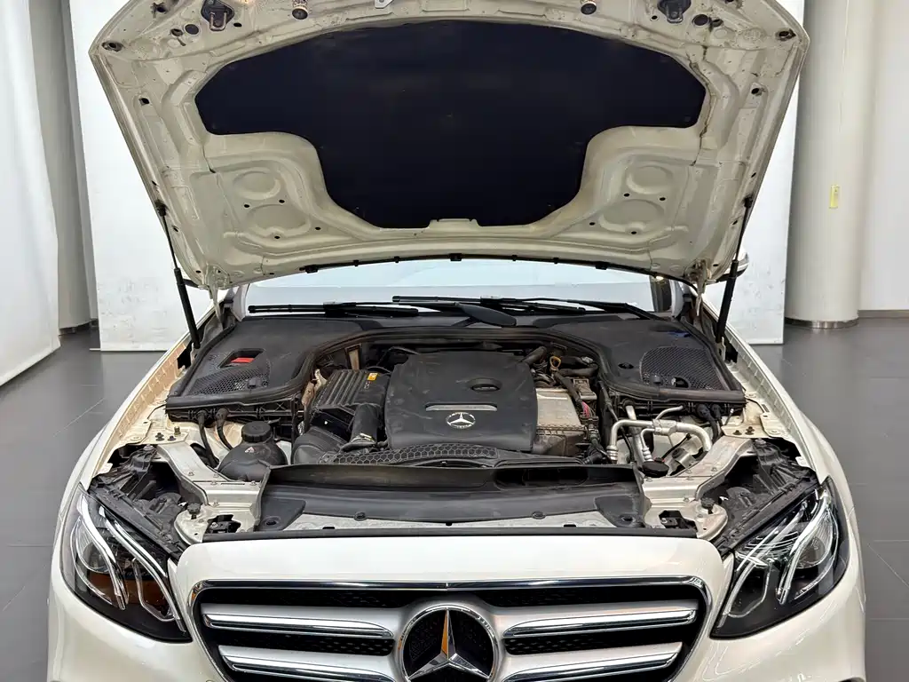 Mercedes-Benz E-Class 2018 — фото 3