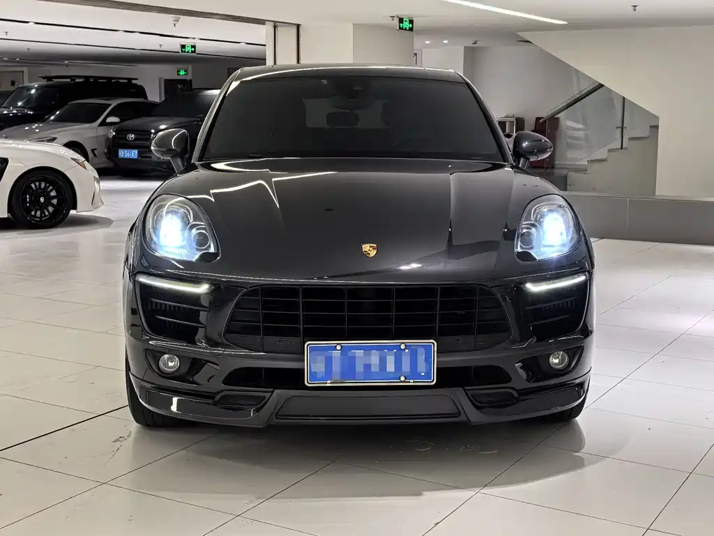 Porsche Macan 2018 — фото 2