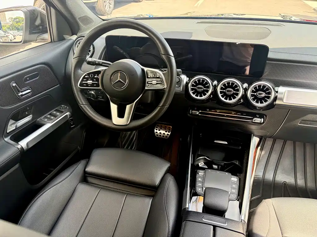Mercedes-Benz GLB 2022 — фото 20