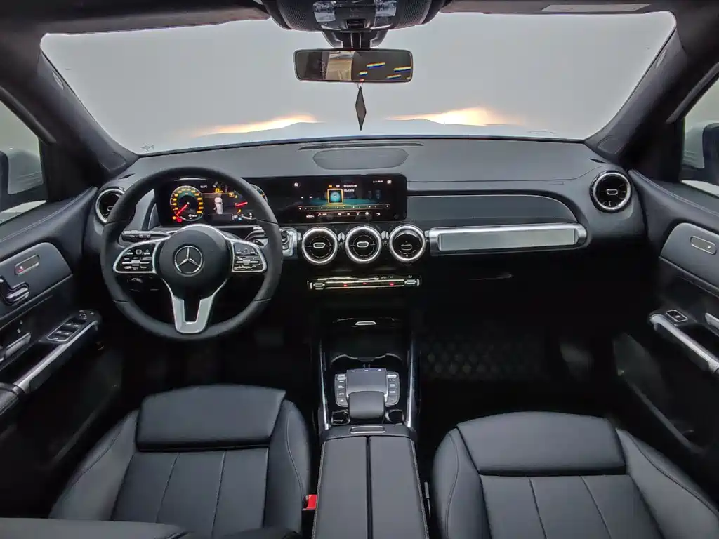 Mercedes-Benz GLB 2020 — фото 13