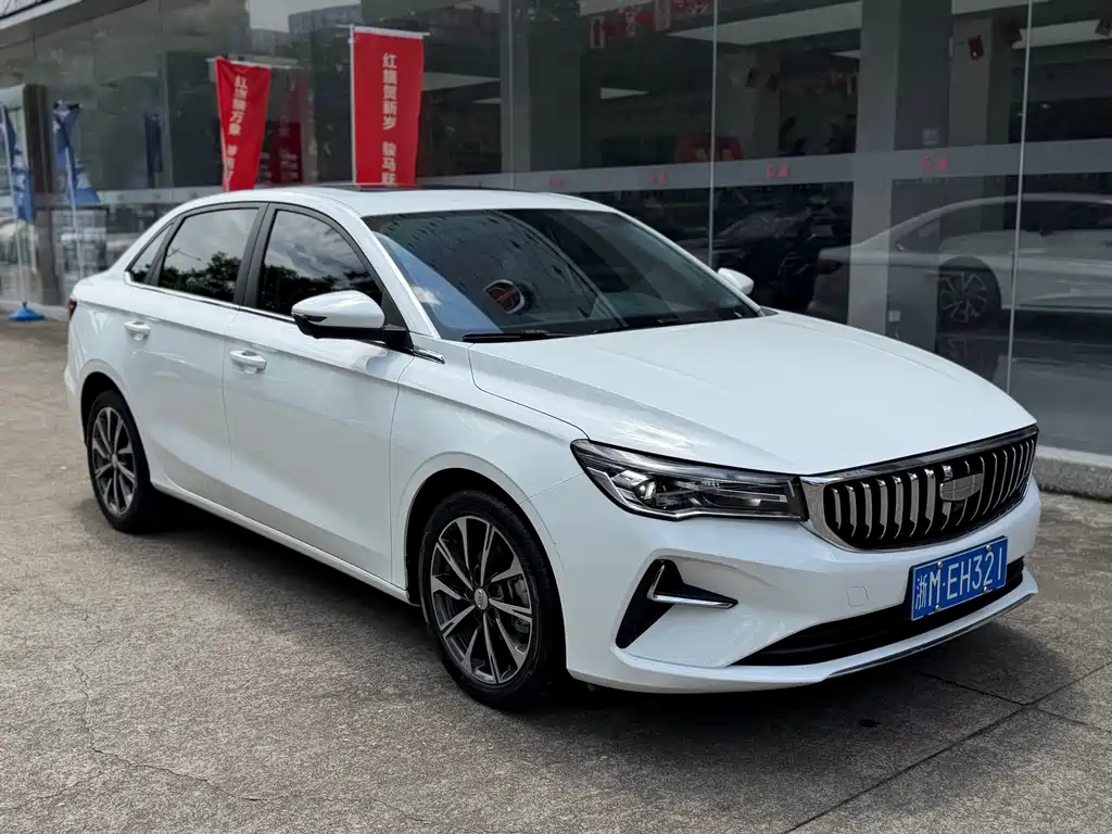 Geely Emgrand 2025