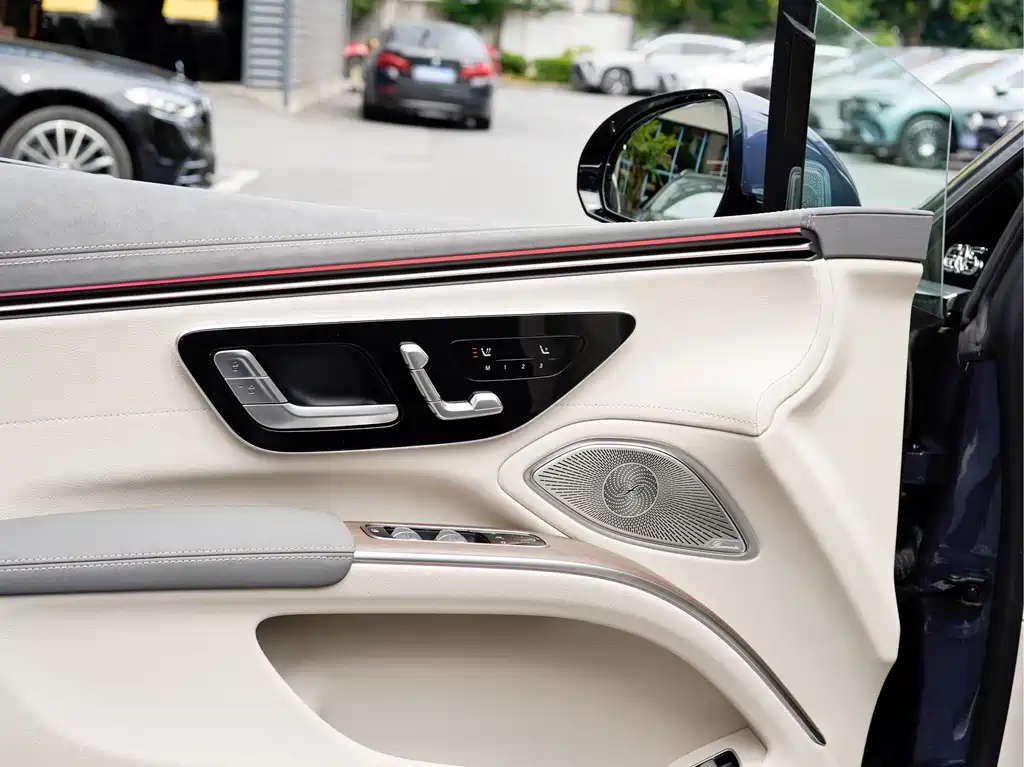 Mercedes-Benz EQS 2024 — фото 17