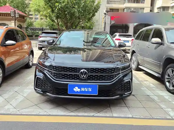 Volkswagen Passat 2022
