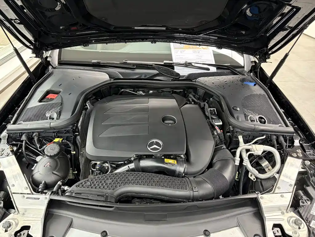 Mercedes-Benz E-Class 2022 — фото 14
