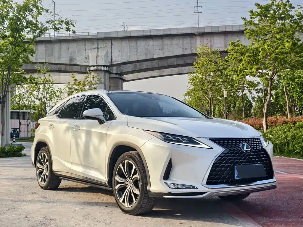 Lexus RX 2020 — фото 3