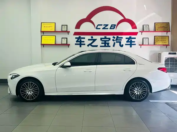 Mercedes-Benz C-Class 2023