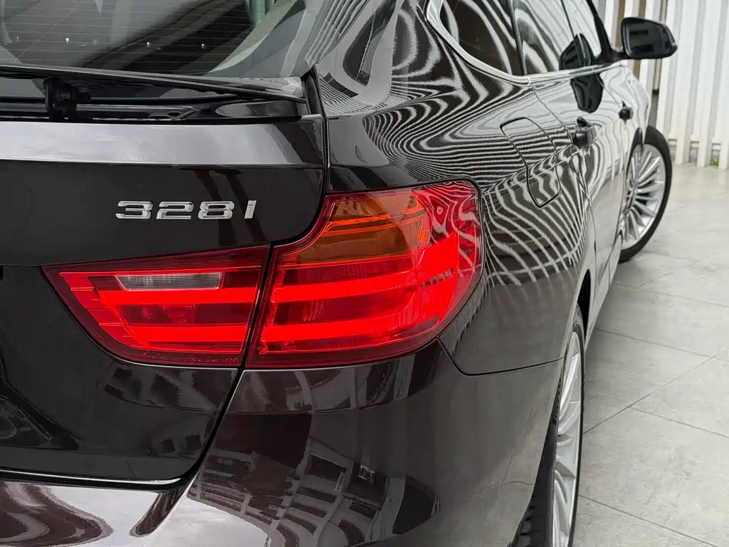 BMW 3 Series GT 2015 — фото 6