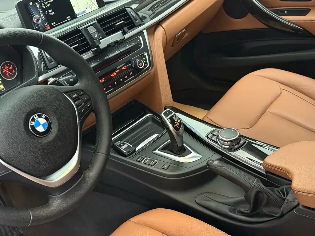 BMW 3 Series GT 2015 — фото 11