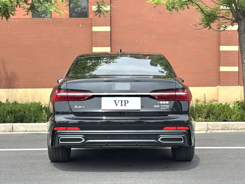 Audi A6L 2022