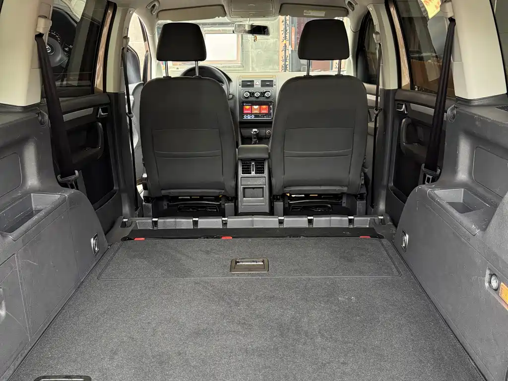 Volkswagen Touran 2016