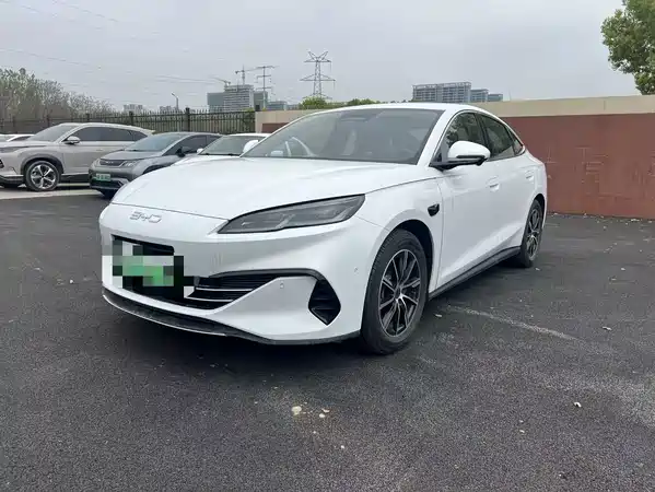 BYD Seal 06 2025