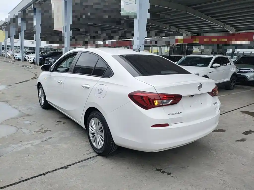 Buick Excelle 2022