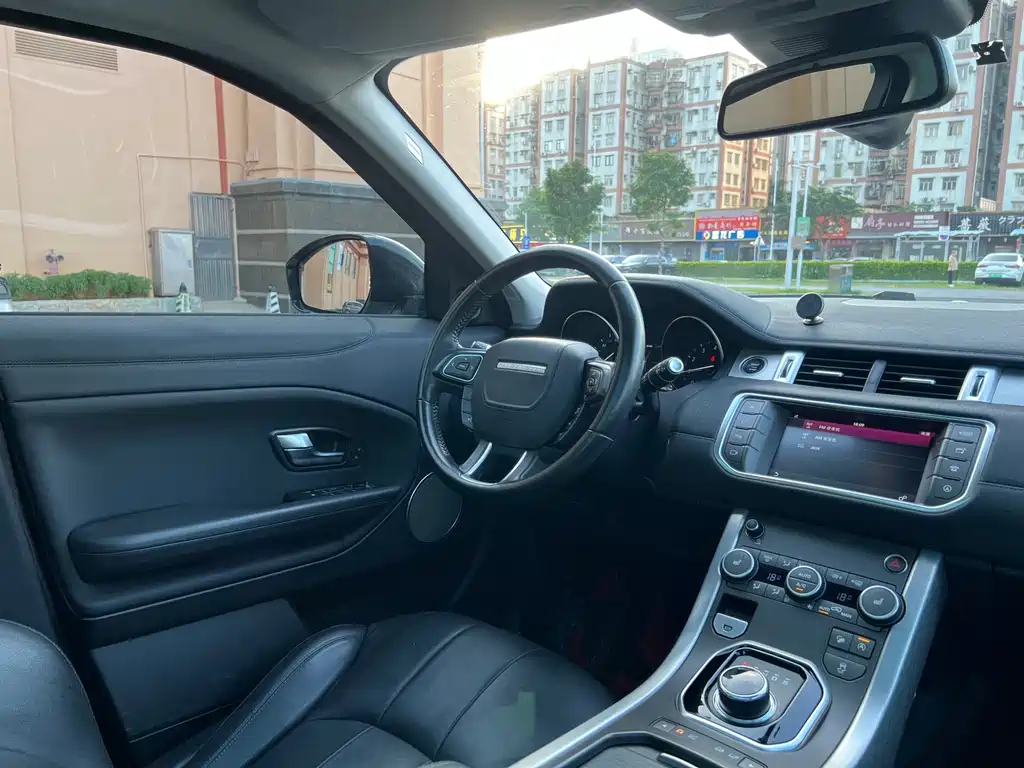 Land Rover Range Rover Evoque 2017 — фото 23