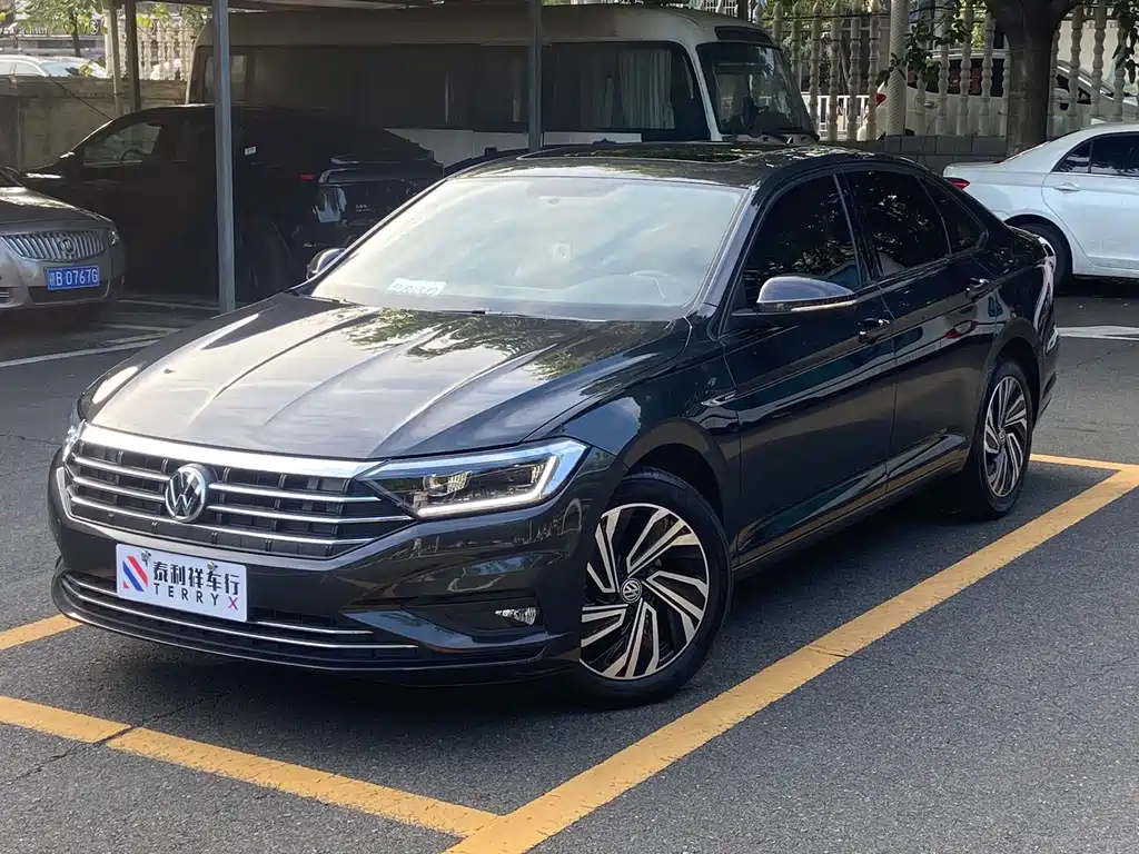 Volkswagen Sagitar 2022