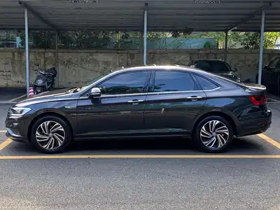 Volkswagen Sagitar 2022