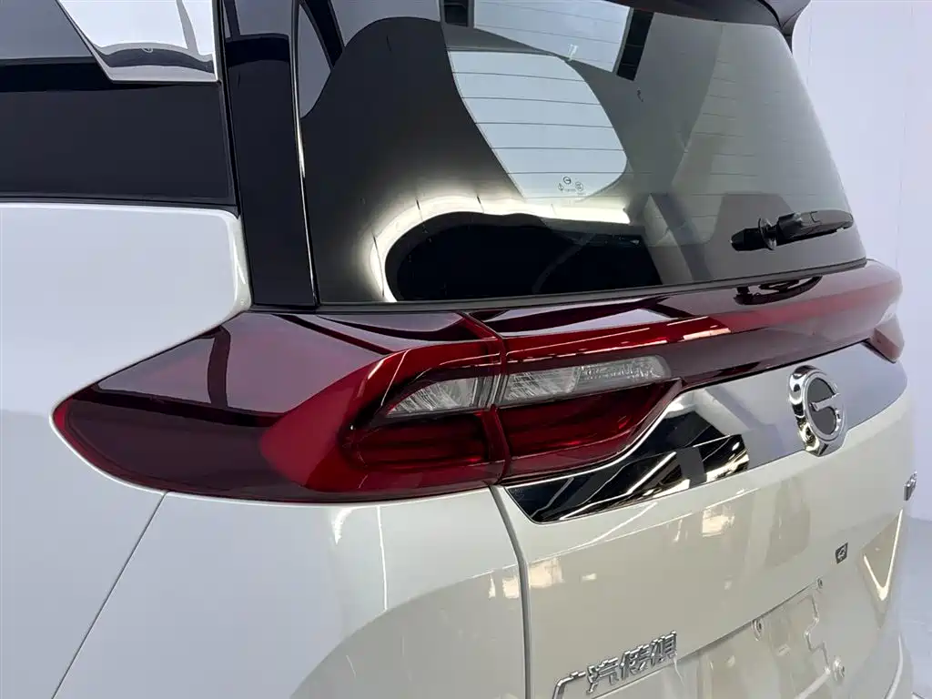 GAC Motor Trumpchi M6 2025 — фото 11
