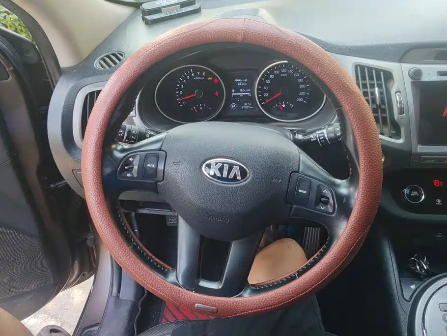 Kia Sportage 2015 — фото 15