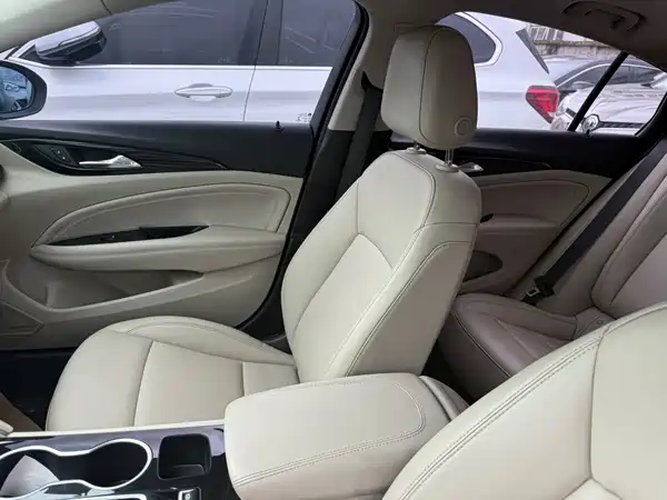 Buick Regal 2020