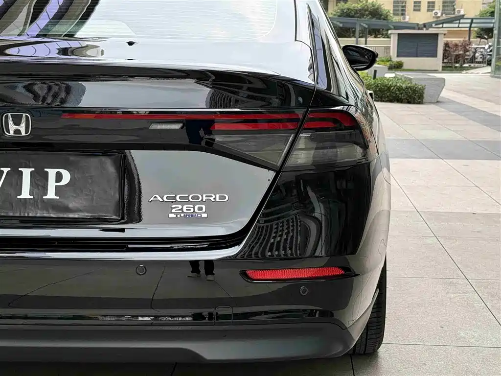 Honda Accord 2025 — фото 13