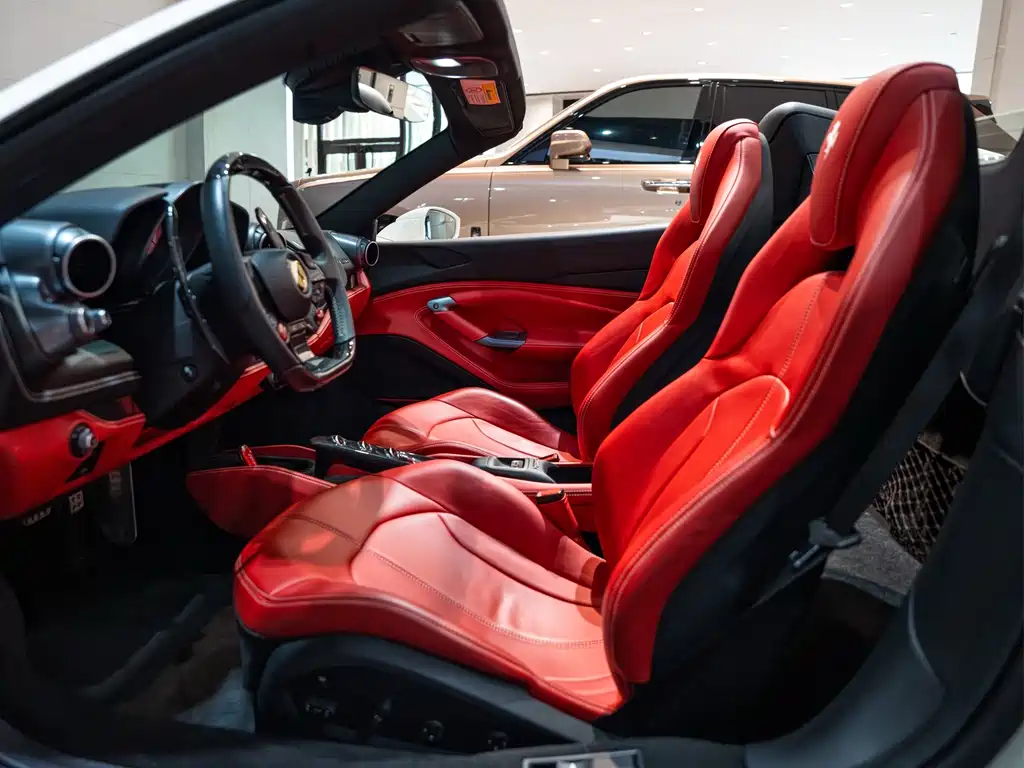 Ferrari F8 2022 — фото 15