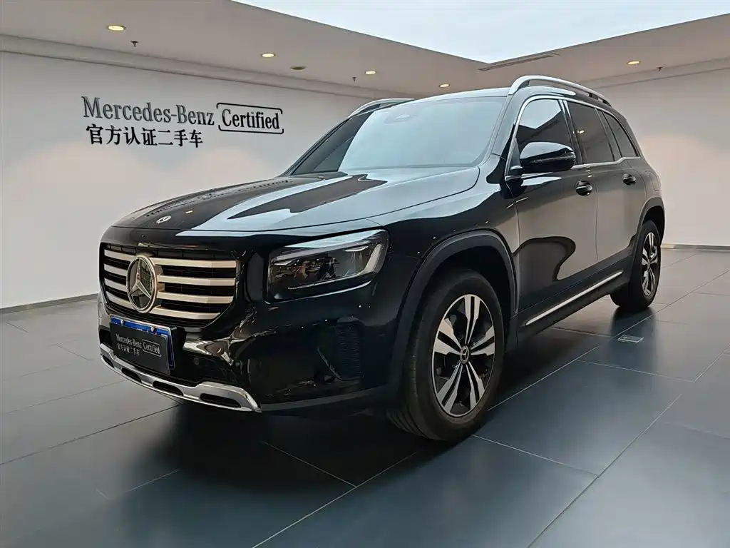 Mercedes-Benz GLB 2023