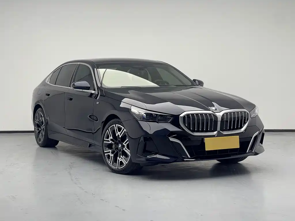 BMW 5 Series 2024