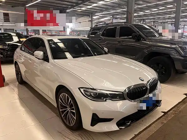 BMW 3 Series 2021