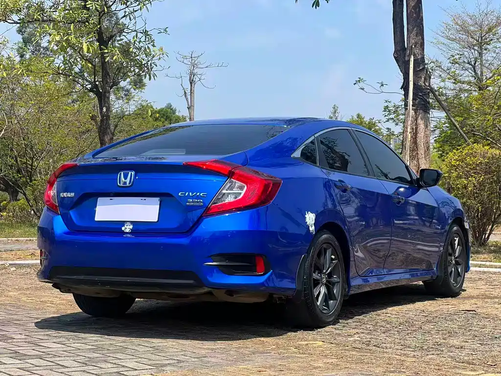 Honda Civic 2021 — фото 15