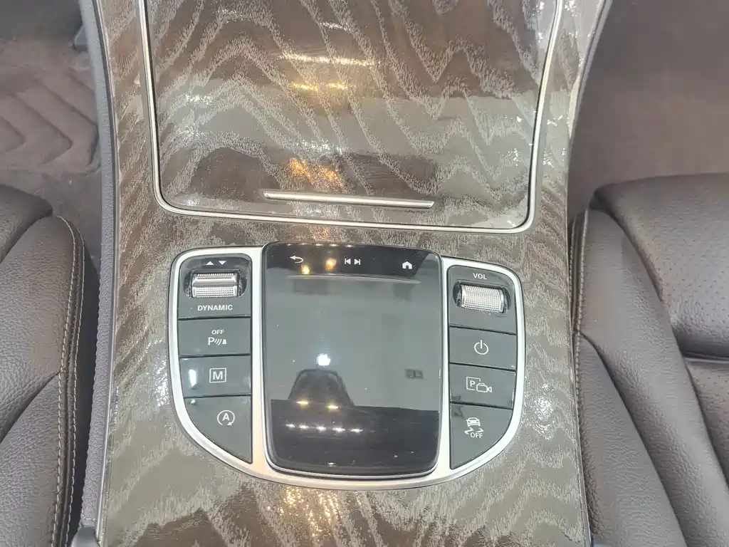 Mercedes-Benz GLC 2021 — фото 17