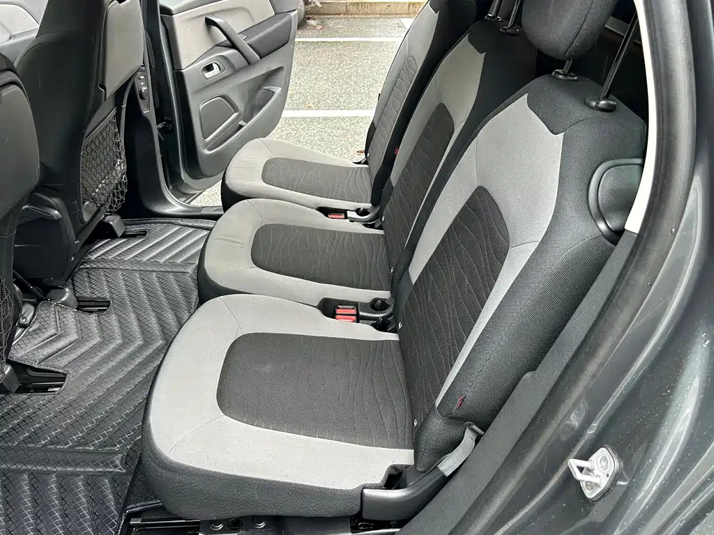 Citroën C4 PICASSO 2017 — фото 9