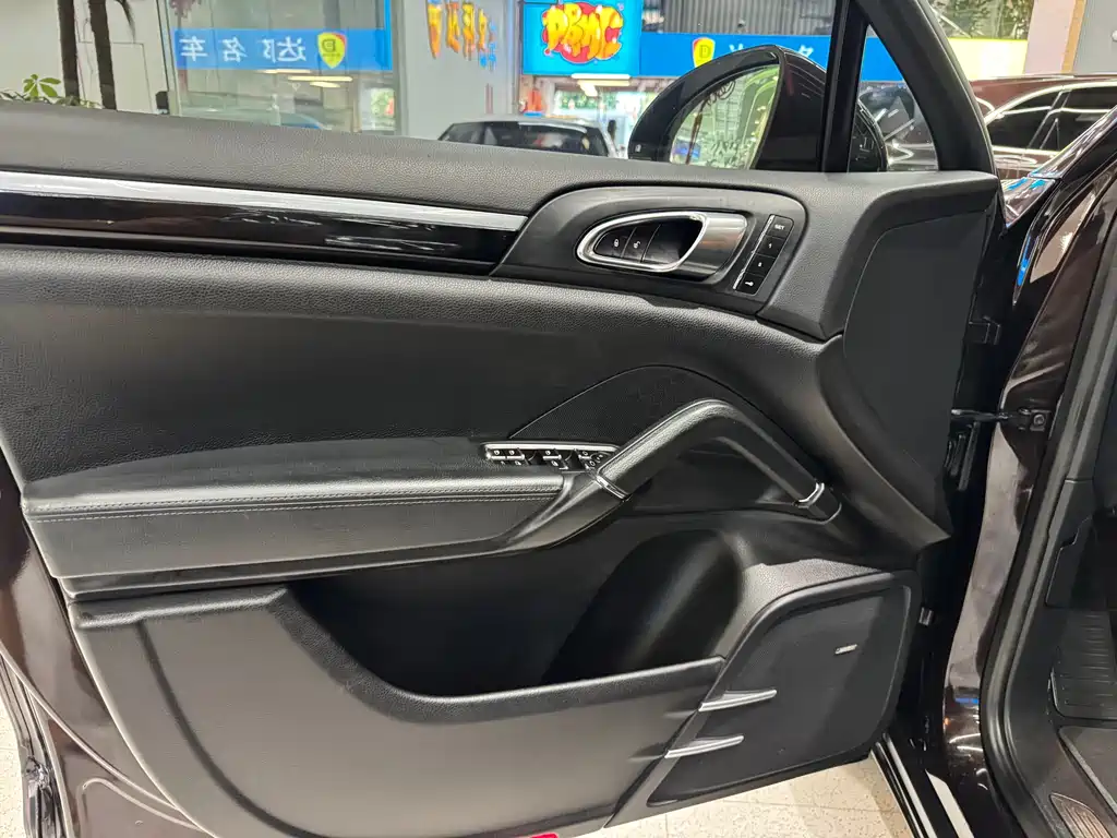 Porsche Cayenne 2015